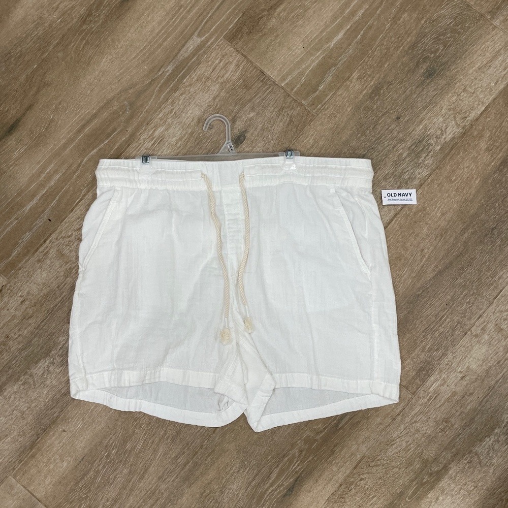 Old navy white size XL linen elastic waist drawstring pull on shorts